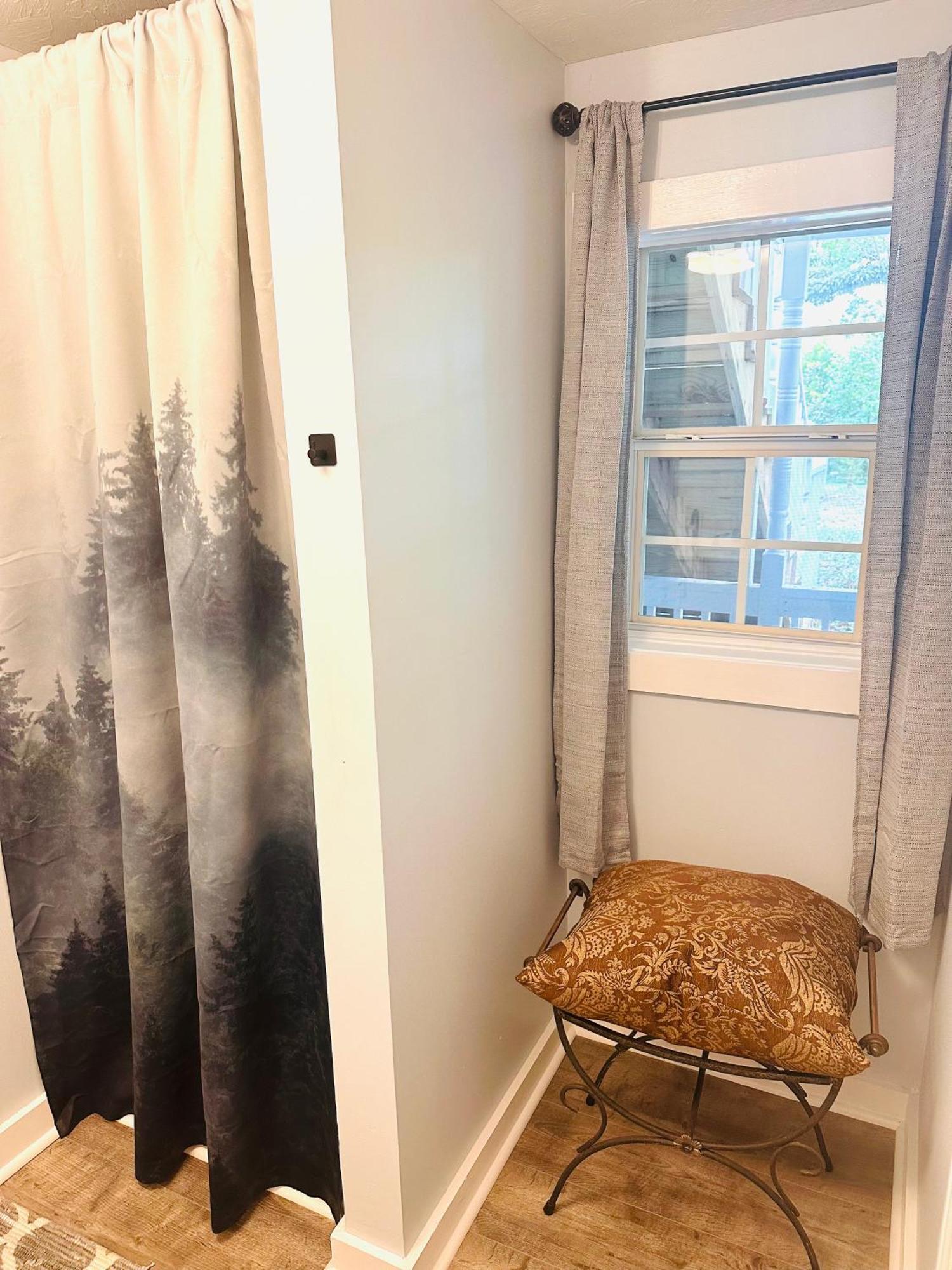 Cici'S Guest House Laurel Ngoại thất bức ảnh